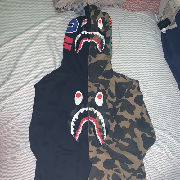 Bape Other - BLACK/CAMO BAPE HOODIE